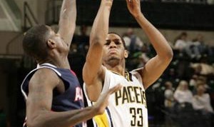  福克斯闪电突破得分，国王主场力擒开拓者