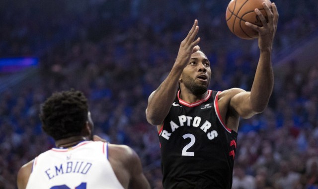  莫布利24+10骑士大胜猛龙  