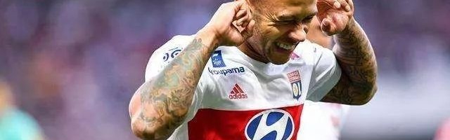  法甲赛季最佳阵容揭晓，巴黎四将入围成赢家  